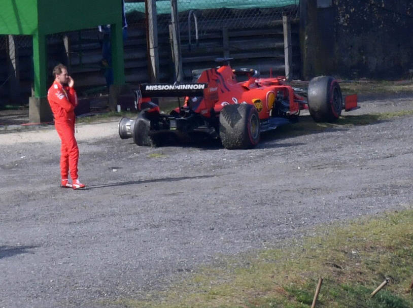 Foto zur News: Nico Rosberg: Fehler eher auf Sebastian Vettels Seite