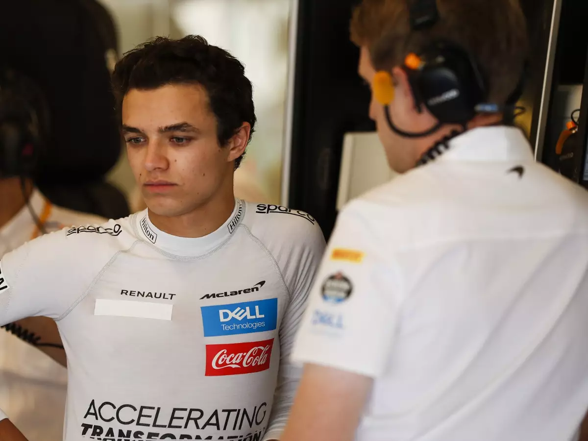 Foto zur News: Abschied vom Renningenieur: Lando Norris weint am Boxenfunk