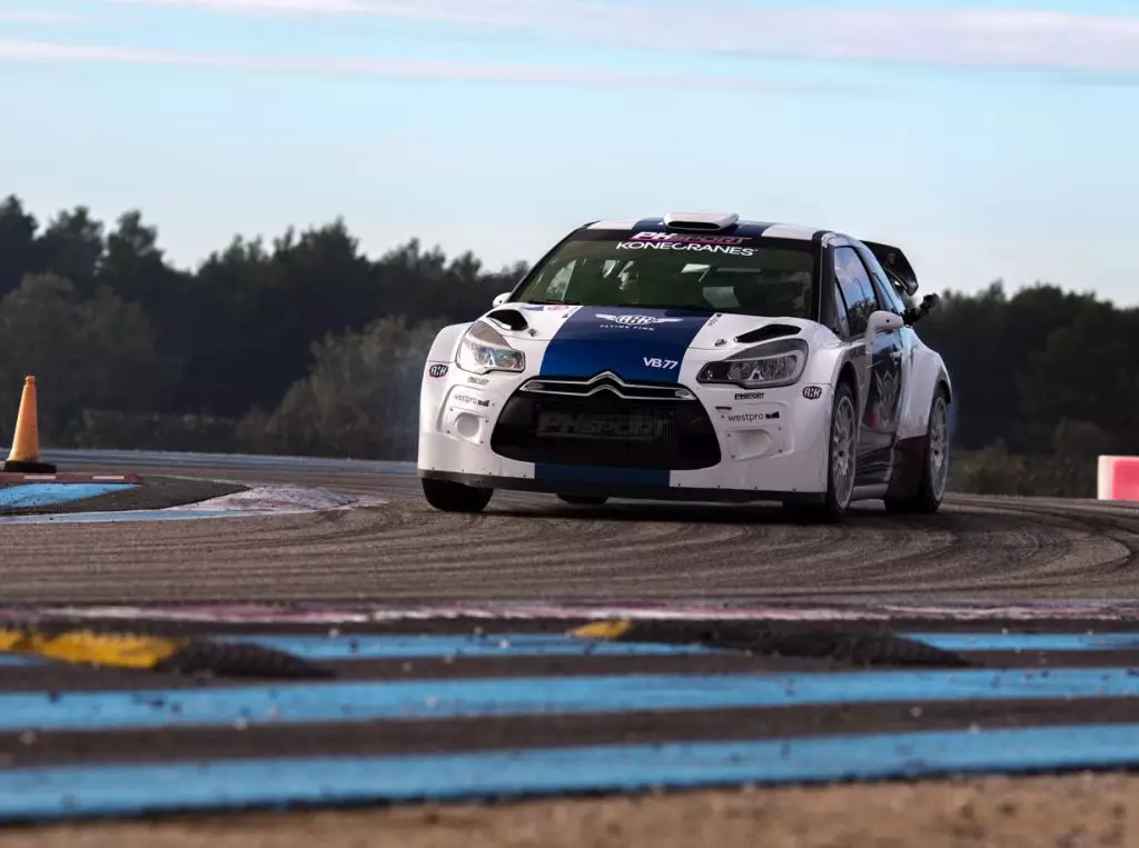 Valtteri Bottas Foto zur News: Formel-1-Pilot Valtteri Bottas siegt bei Rallye in Le Castellet