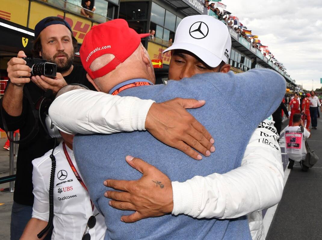 Foto zur News: Lewis Hamilton: Letzter Besuch bei Niki Lauda "war ein Schock"