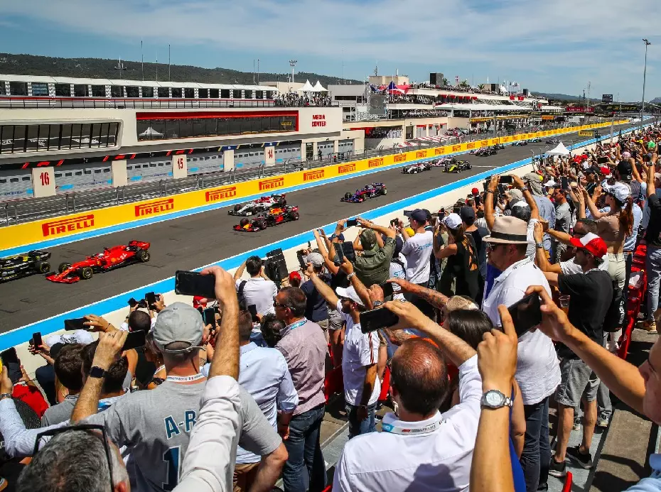 Foto zur News: Angebot: Die besten Zuschauerplätze für den Frankreich-Grand-Prix 2020