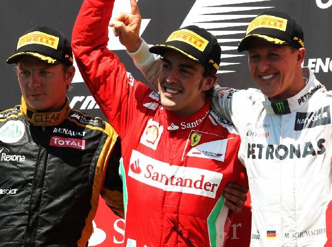 Foto zur News: Formel-1-Comeback mit fast 40? Alter wäre laut Alonso "kein Problem"