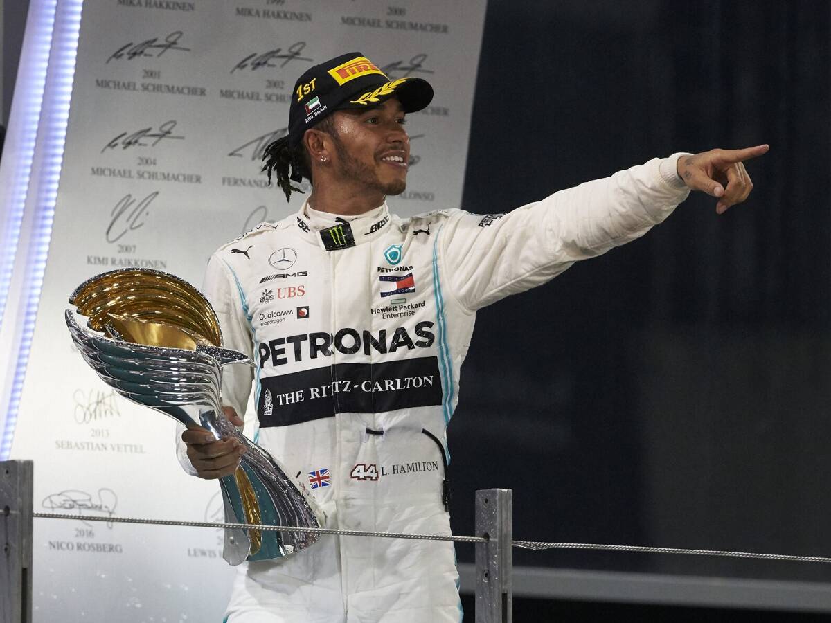 Foto zur News: Toto Wolff: Lewis Hamilton verdient "super" Millionengage