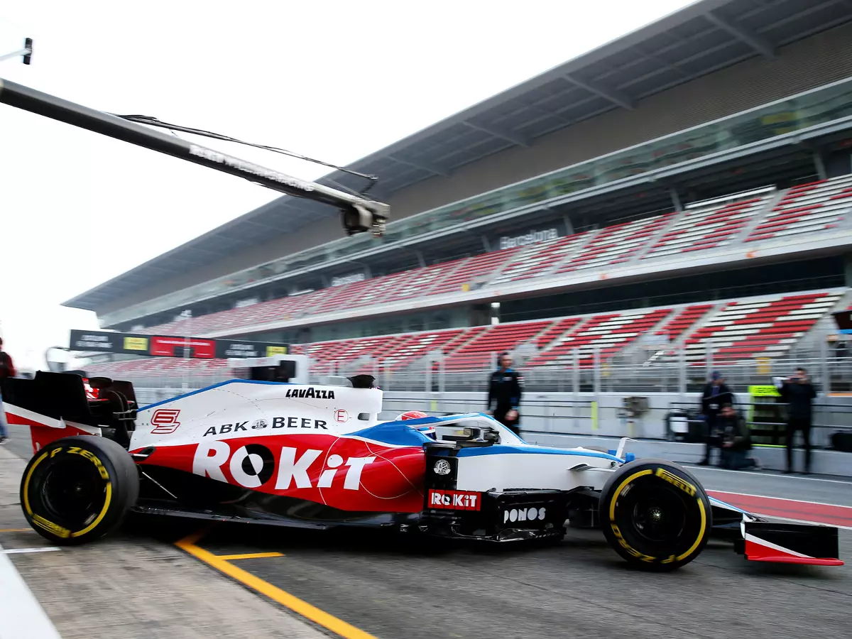 George Russell Foto zur News: Haas, Williams #AND# Renault: Dreifacher Shakedown in Barcelona