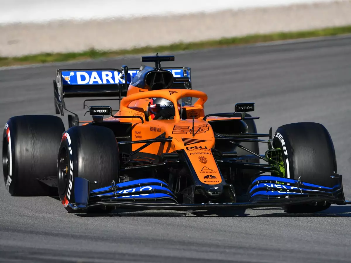 Foto zur News: Carlos Sainz: McLaren war am ersten Testtag in Barcelona am schnellsten