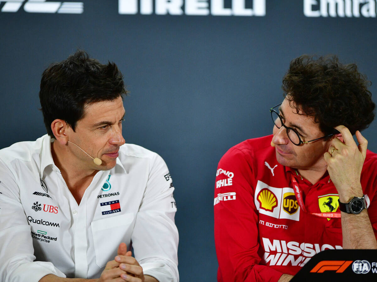 Foto zur News: Mattia Binotto: So wehrt er sich gegen Mercedes-Kommentare zu Vettel