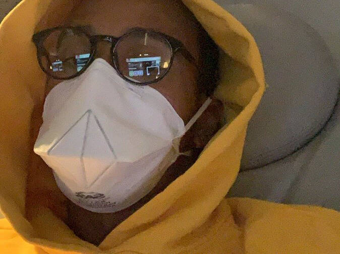Foto zur News: Corona-Maske, Greta #AND# halb nackter Body: Lewis Hamiltons Instagram-Woche
