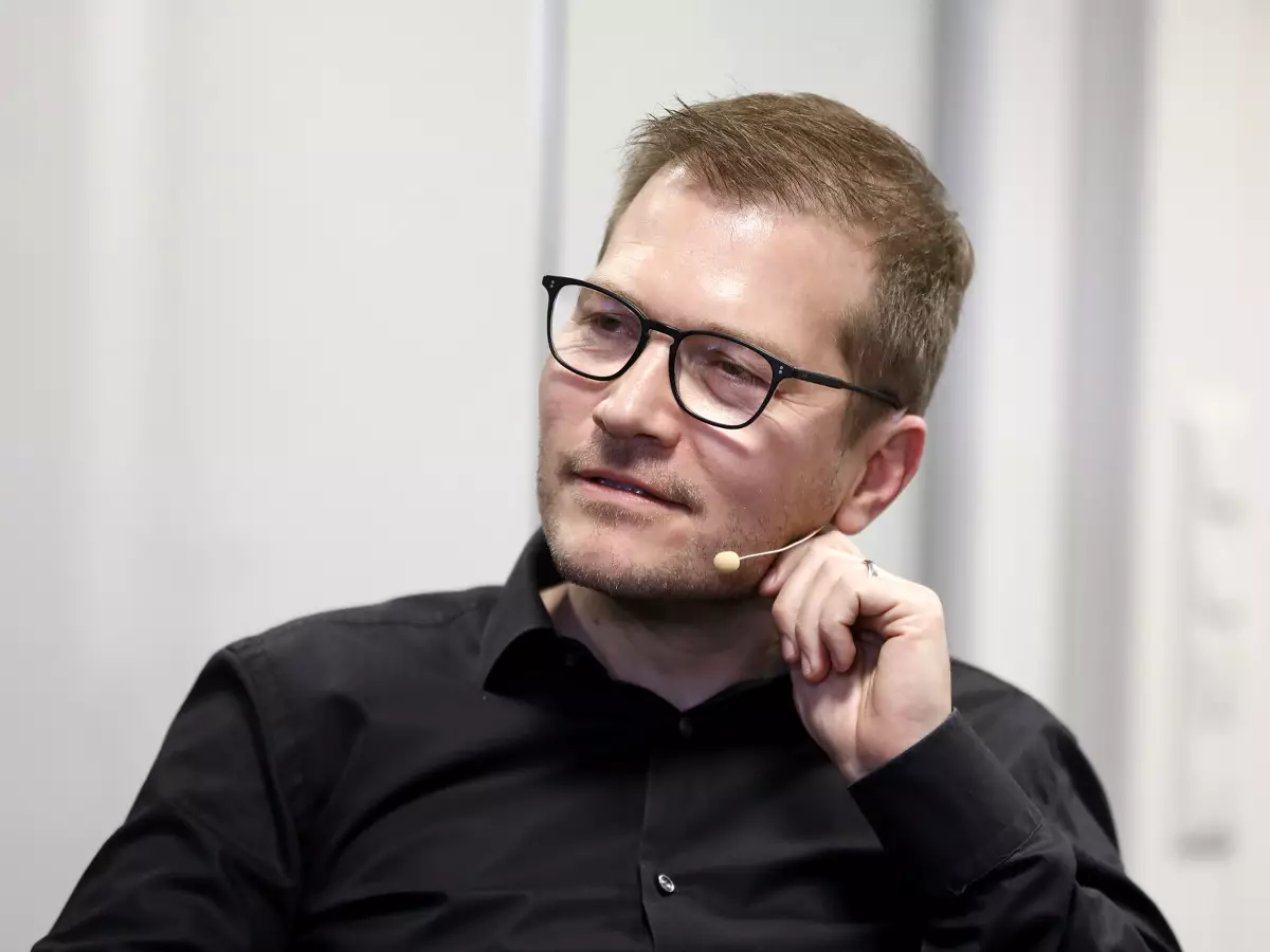 Andreas Seidl Foto zur News: Warum McLaren der "rosarote Mercedes" (noch) egal ist