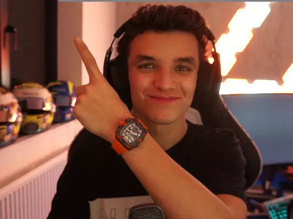 Lando Norris Foto zur News: Dauerstreams und Formel-1-Vergleich: Norris erklärt seine Sim-Racing-Welt