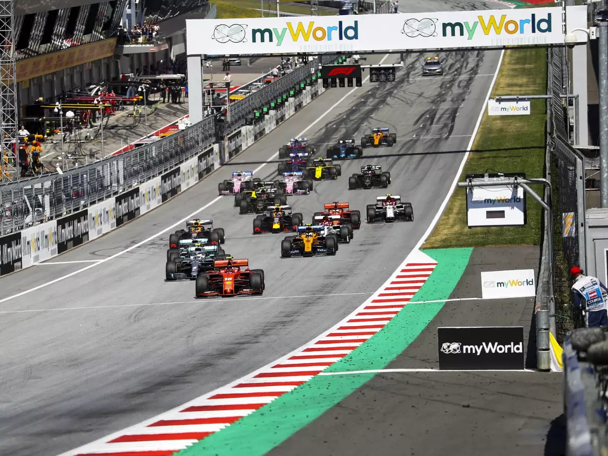Spielberg-Start 2019 Foto zur News: Offizieller F1-Kalender 2020: Erste acht Grand-Prix-Termine bestätigt