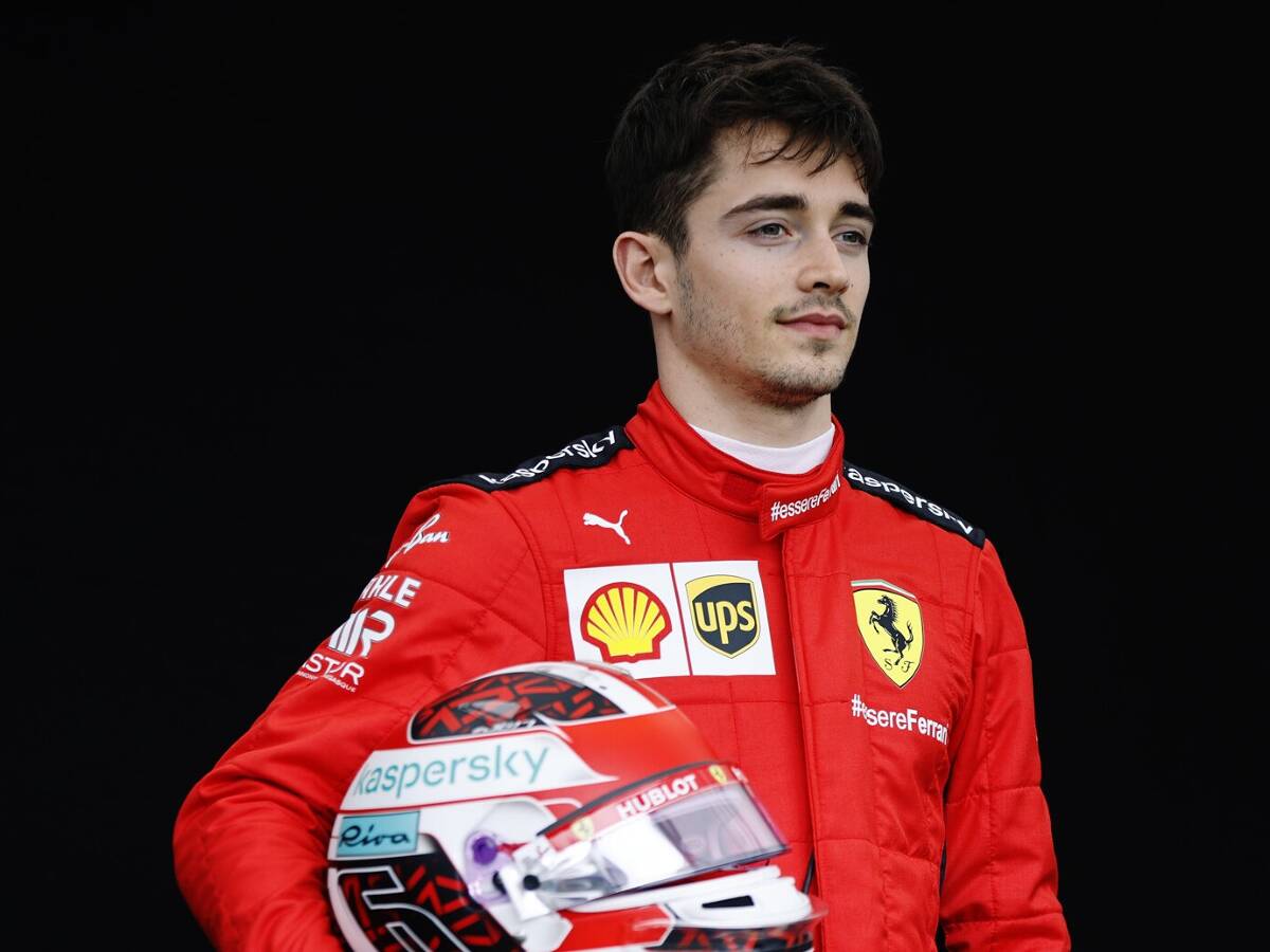 Foto zur News: "Wie Verstappen": Leclerc rügt Albon beim "Race for the World"-Finale