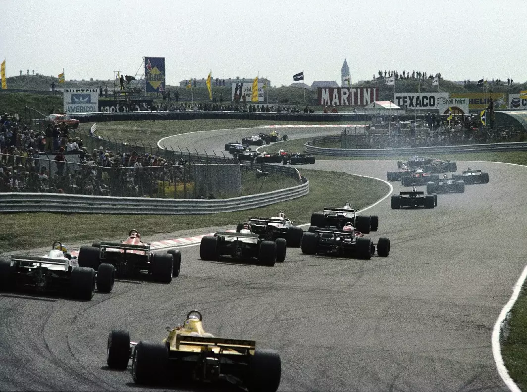 Rennstart in Zandvoort 1981 Foto zur News: Rainer W. Schlegelmilch: Erinnerungen an die Formel 1 in Zandvoort