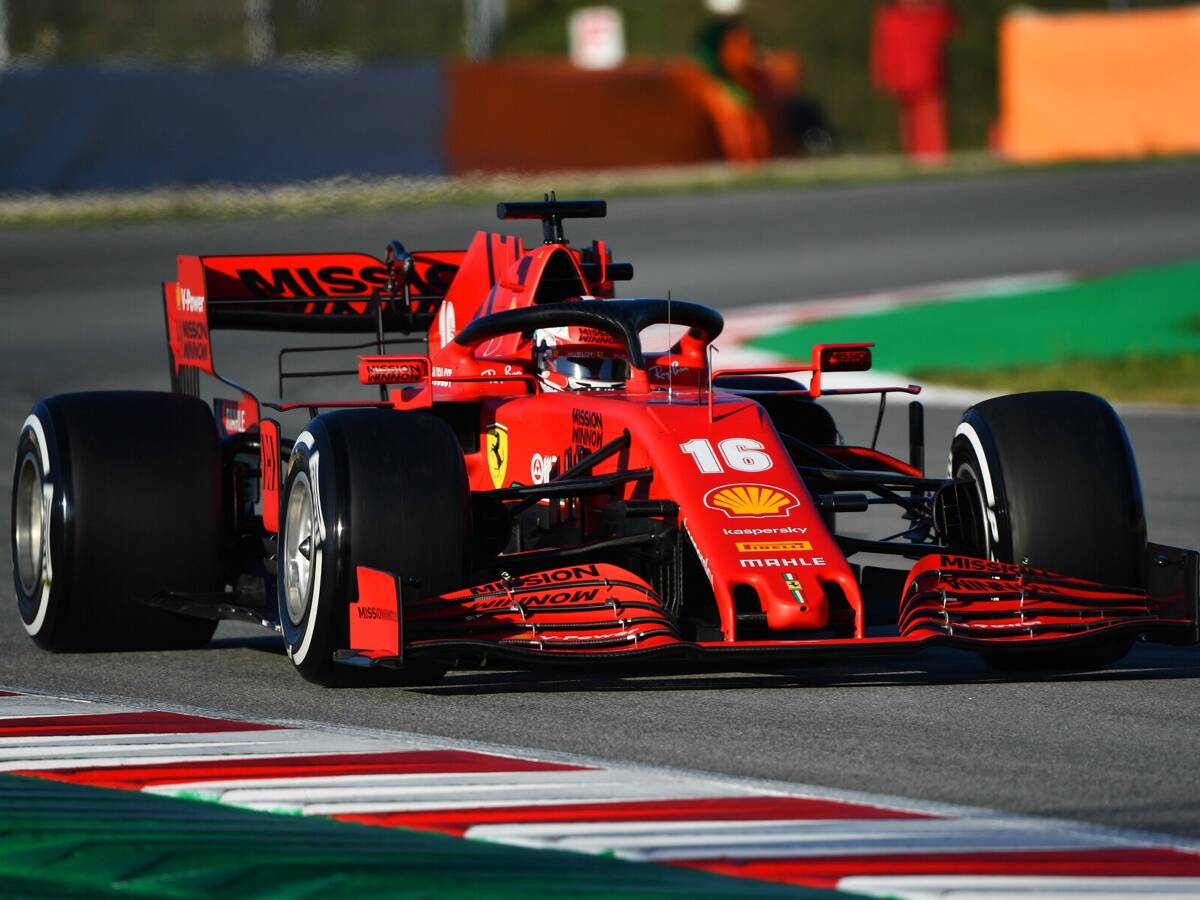 Foto zur News: Charles Leclerc: Ferrari trotz mäßiger Tests und Corona nicht hoffnungslos