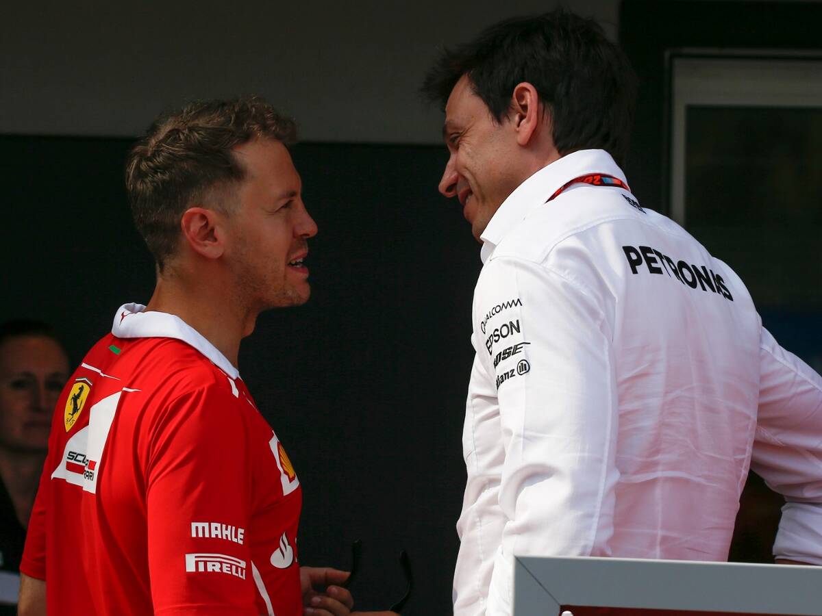 Foto zur News: Wolff über Vettel-Entscheidung: "Kann man nicht außer Acht lassen"