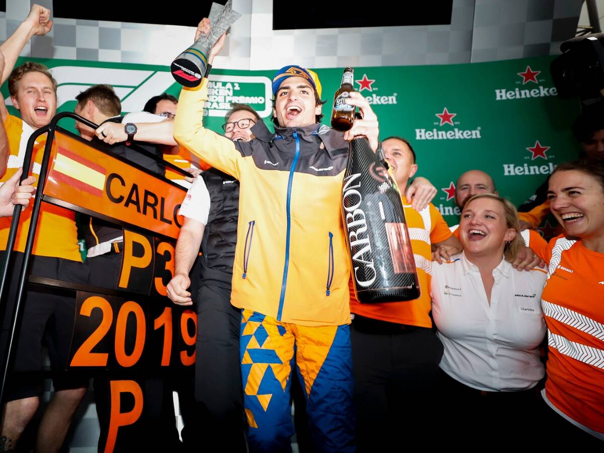 Foto zur News: Danke, McLaren: Carlos Sainz postet emotionales Abschiedsvideo