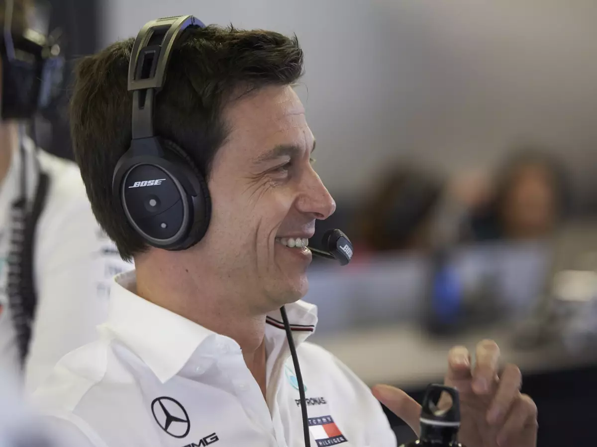 Foto zur News: Toto Wolff verrät: In Coronakrise "als Mensch gewachsen"