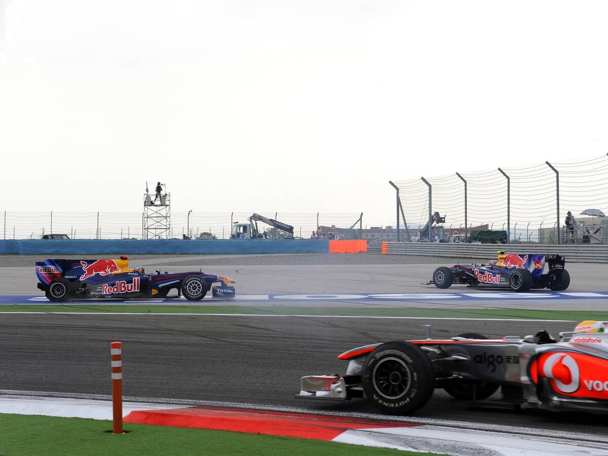Foto zur News: Vettel-Webber-Crash: Heute sieht Horner die Schuldfrage anders