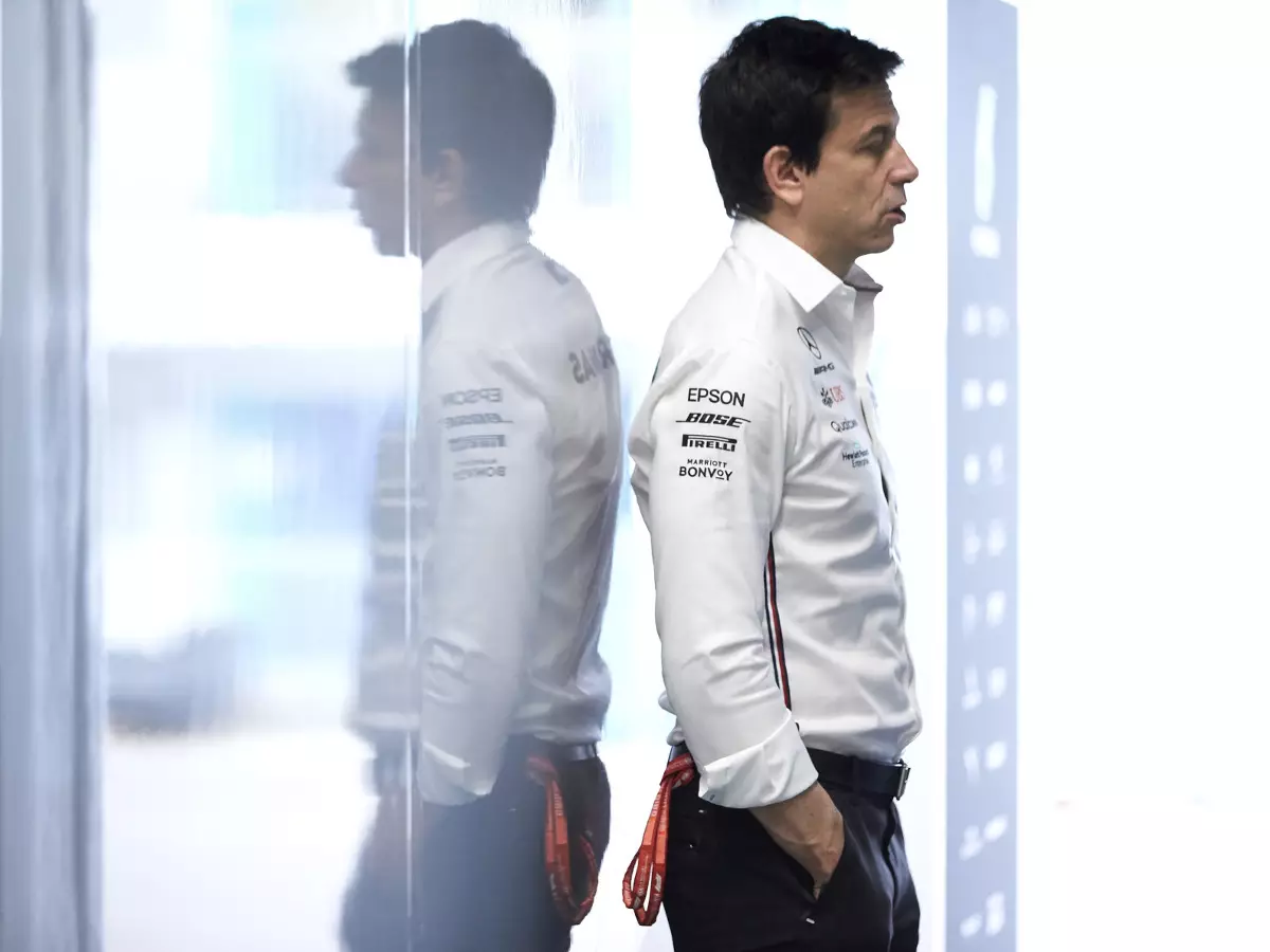 Foto zur News: Toto Wolff: Drei Gründe, wieso Mercedes gegen Qualifying-Rennen ist