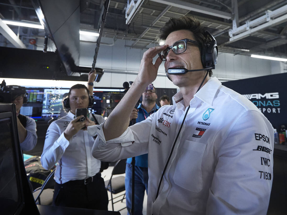 Foto zur News: Toto Wolff: Ein Formel-1-Team muss Geld verdienen können