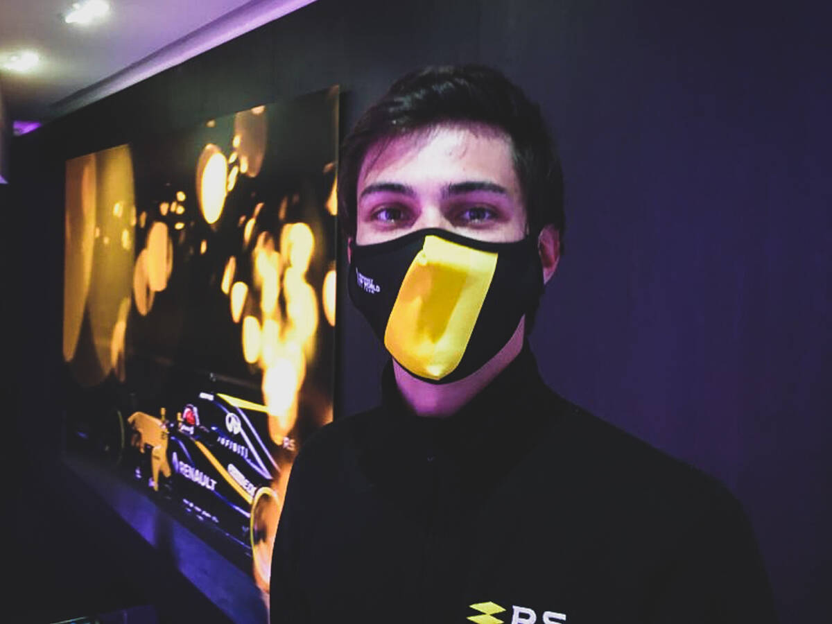 Foto zur News: Neues Merchandise: Renault verkauft Gesichtsmasken für guten Zweck