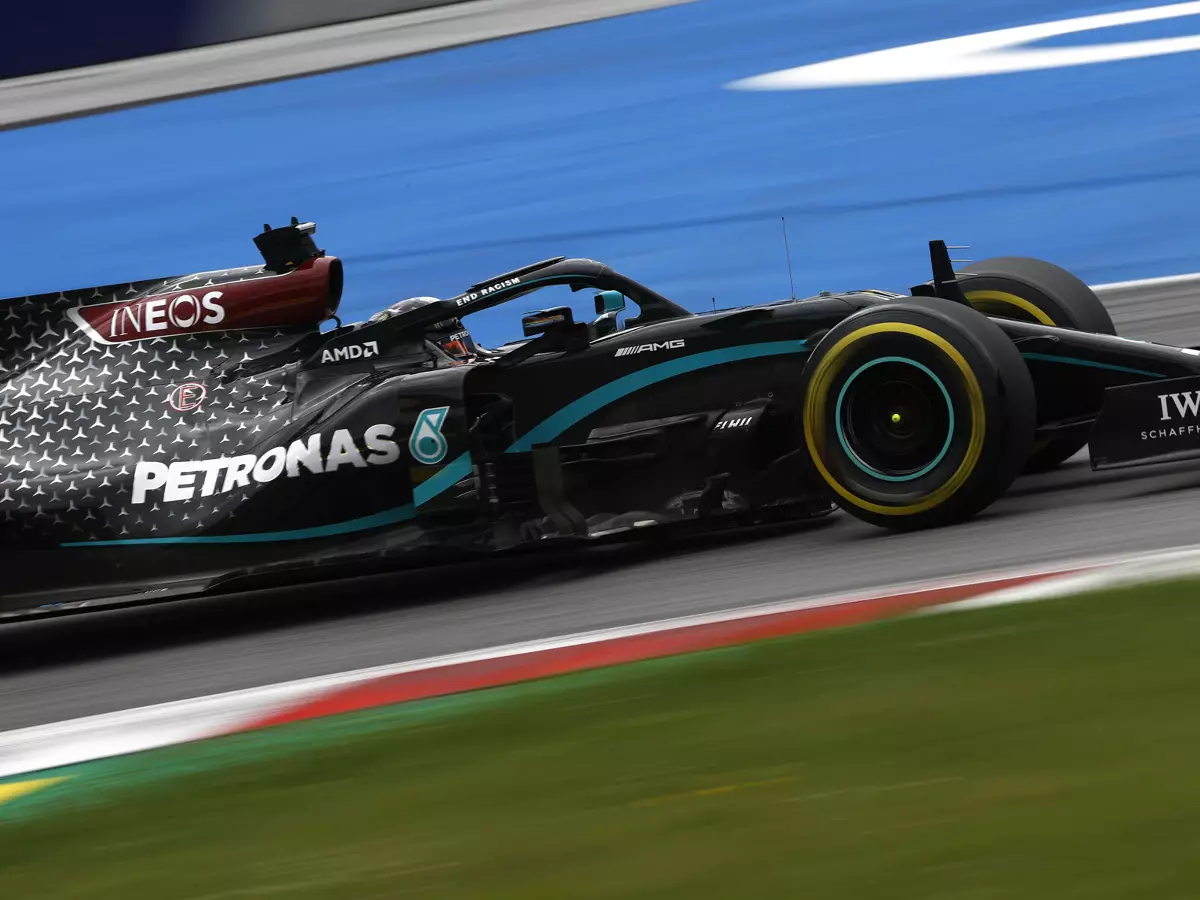 Lewis Hamilton Foto zur News: F1 Österreich 2020: Hamilton/Mercedes dominieren Tag 1 in Spielberg
