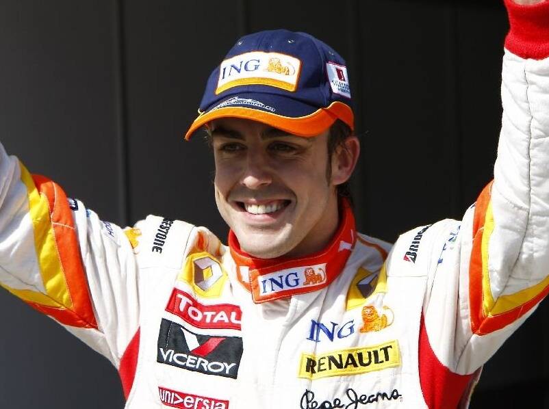 Foto zur News: Für "kommende Saisons" bei Renault: Fernando Alonso zurück in der Formel 1