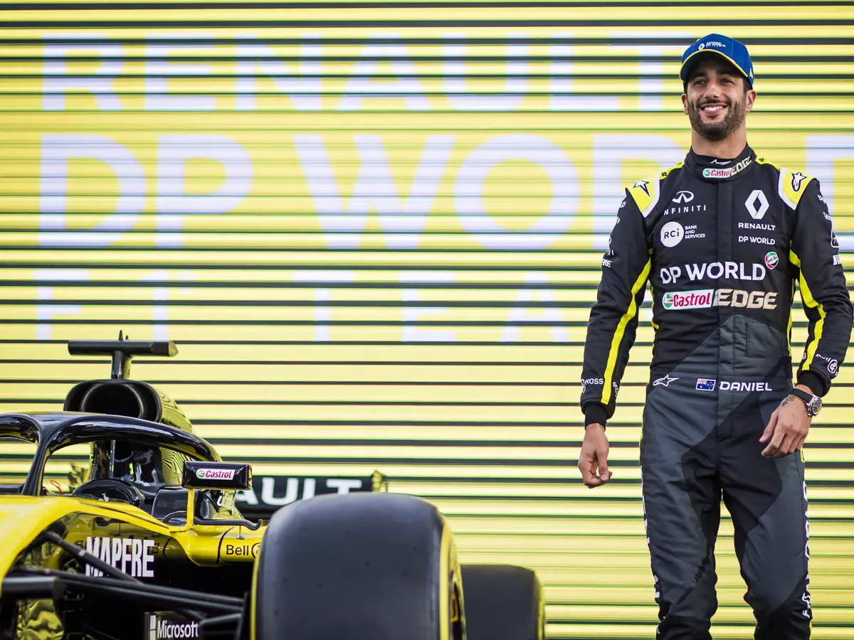 Daniel Ricciardo Foto zur News: Daniel Ricciardo: Würde Alonso meinen Renault nicht für FT1-Tests geben