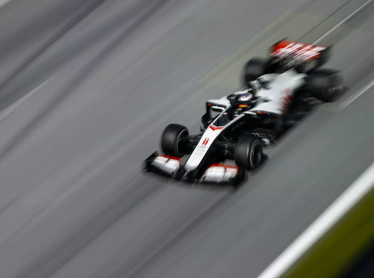 Romain Grosjean Foto zur News: Haas: Bremsproblem-Lösung kostet Aero-Performance