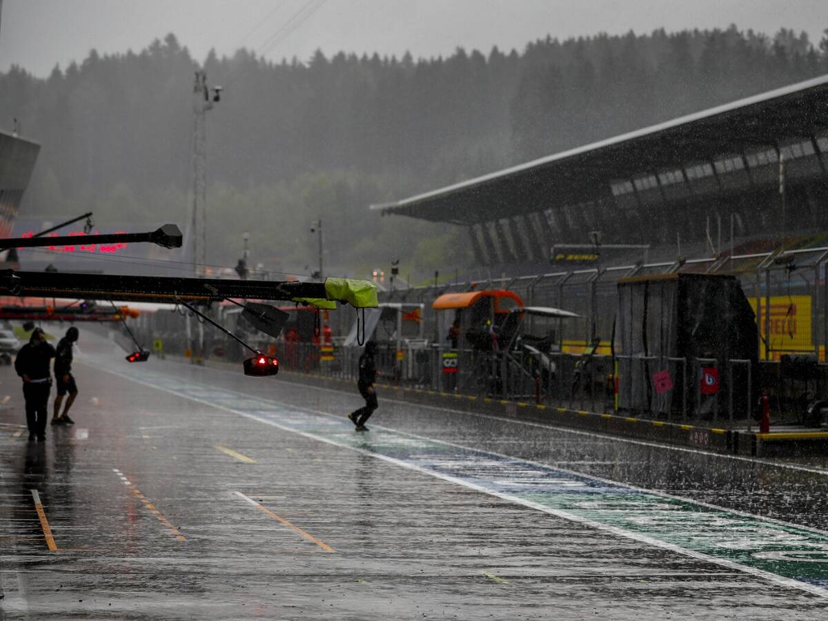 Foto zur News: Alexander Wurz erklärt: Darum wird bei zu starkem Regen nicht gefahren