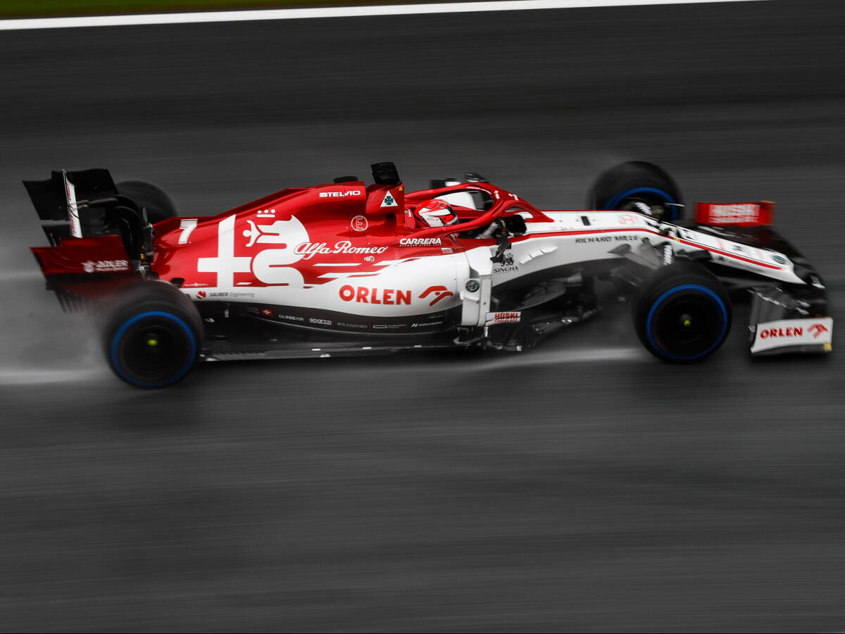 Foto zur News: Trotz roter Flagge: Keine Strafe gegen Kimi Räikkönen