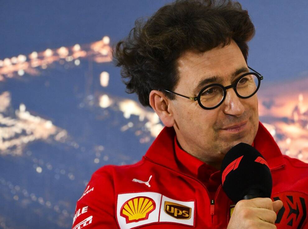 Foto zur News: Ferrari-Teamchef nach Doppelausfall: "Klar, wo die Verantwortung liegt"