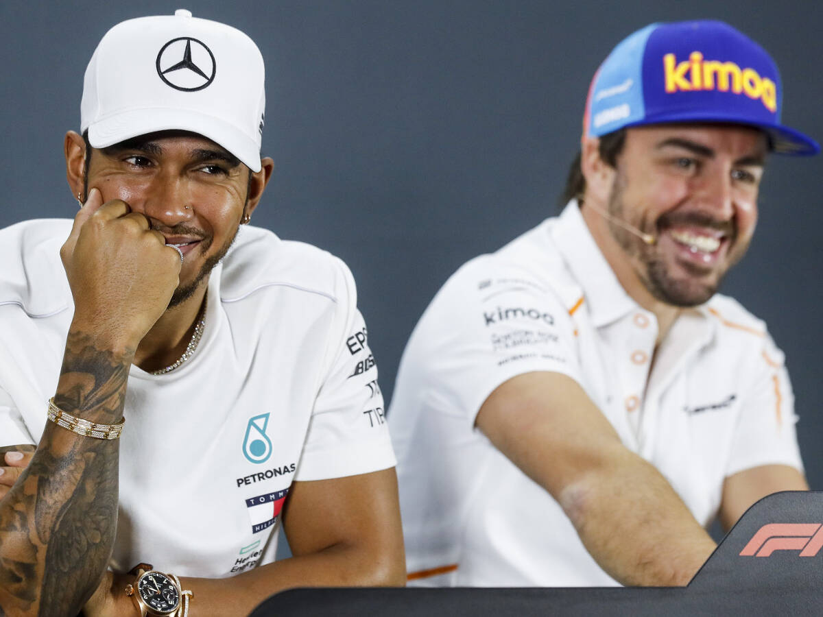 Foto zur News: Hamilton hat keine Zweifel: Alonso wird 2021 in "großartiger Form" sein