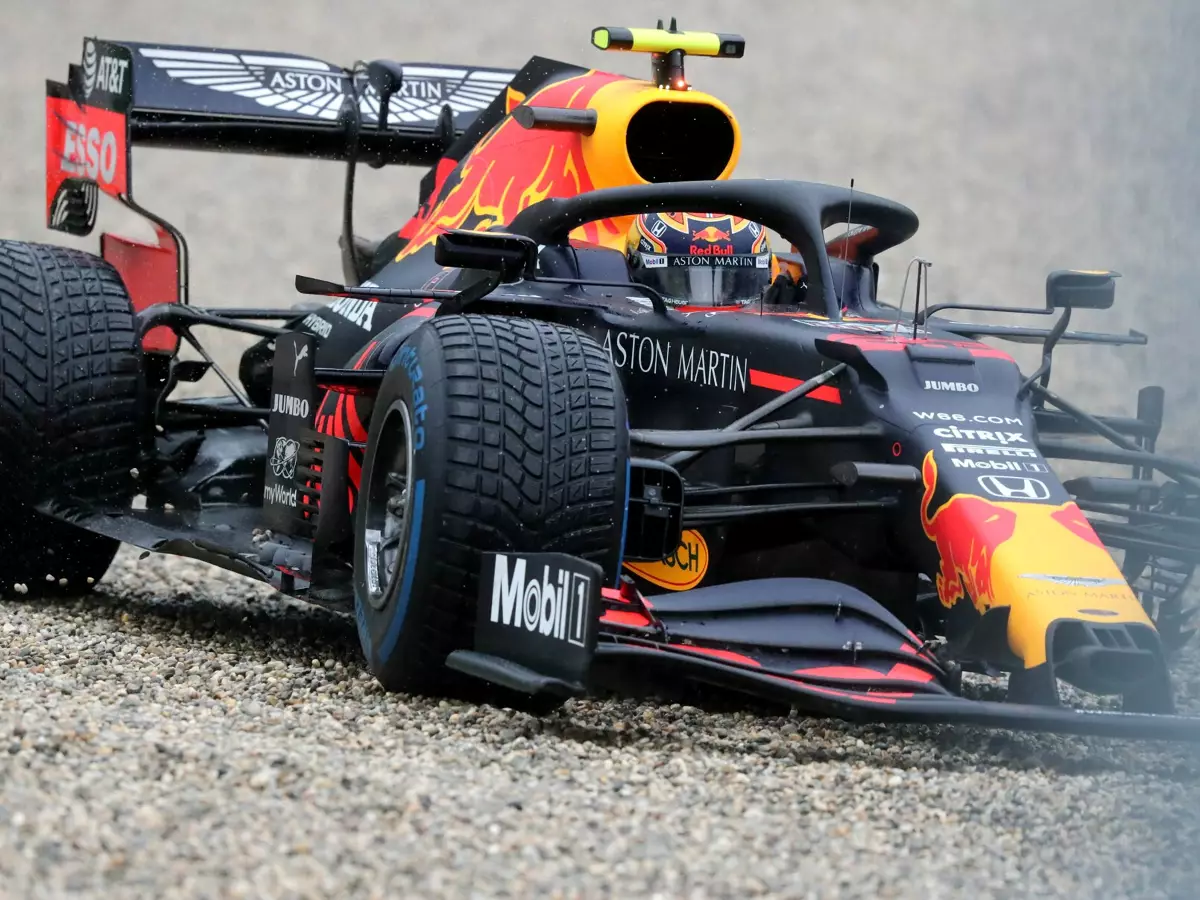 Alexander Albon Foto zur News: Horner: Vettel statt Albon wäre für Red Bull "potenziell störend"