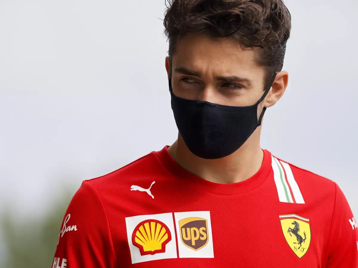 Charles Leclerc Foto zur News: Ferrari-Kollision: Keine dicke Luft mehr bei Vettel #AND# Leclerc