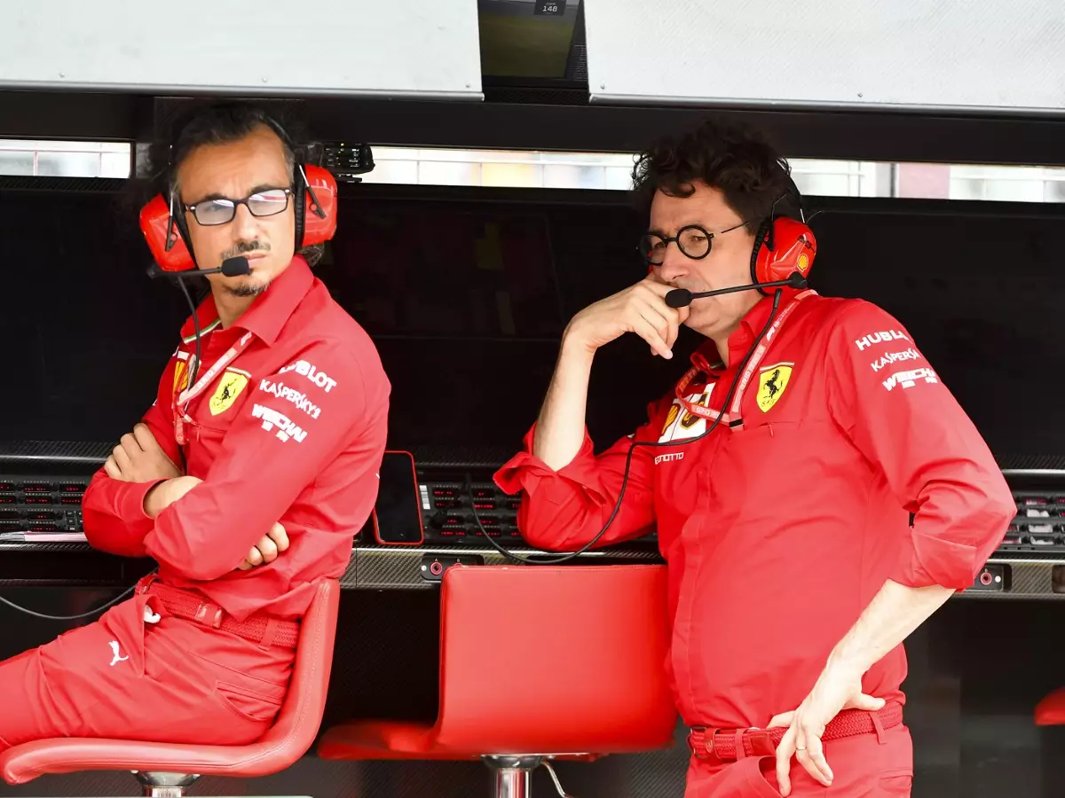 Laurent Mekies, Mattia Binotto Foto zur News: James Allison: Ferrari hat den falschen Management-Stil