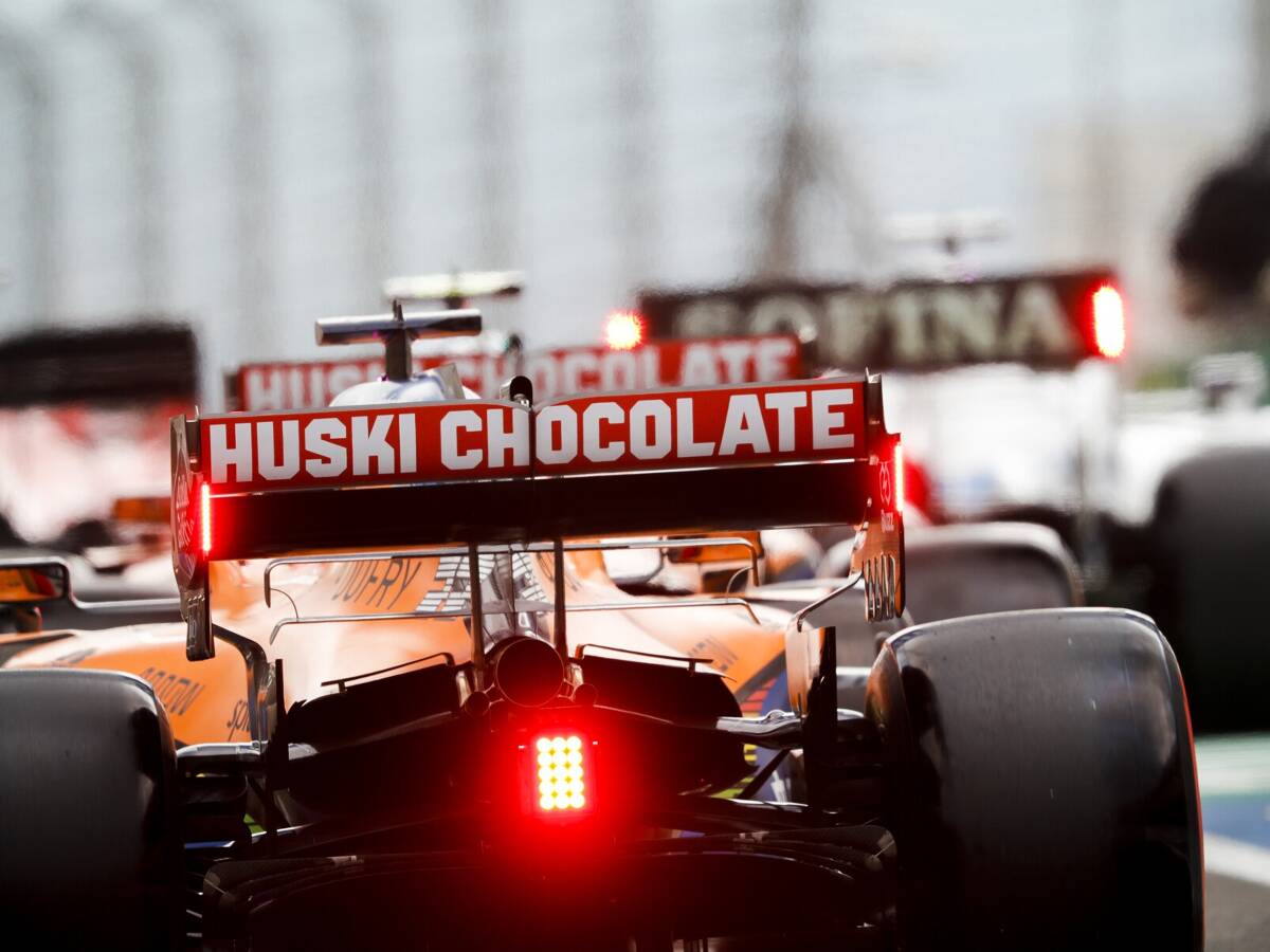 Foto zur News: FIA erwägt Verschärfung der Heckflügel-Tests - wegen Red Bull?