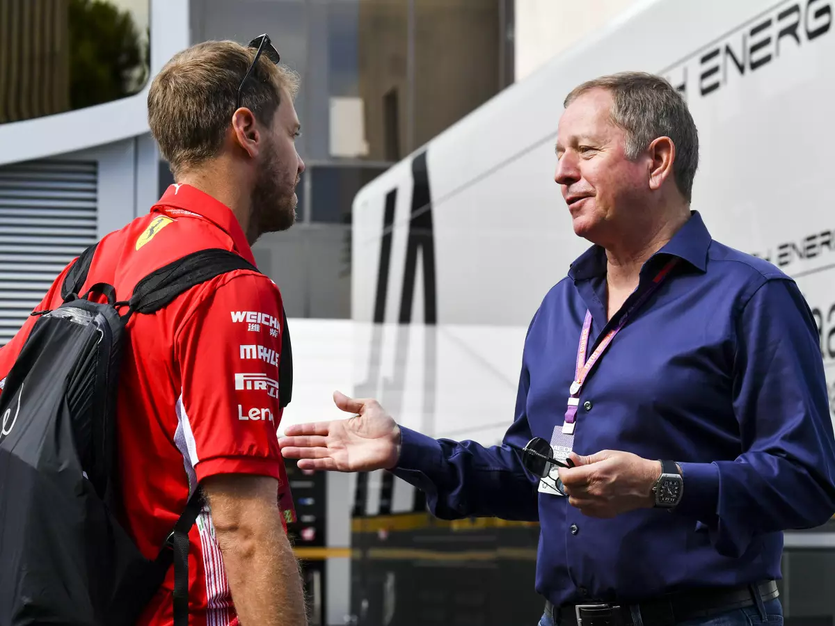 Sebastian Vettel und Martin Brundle Foto zur News: Brundle über Vettel: Ein Erwachsener unter lauter Jungs