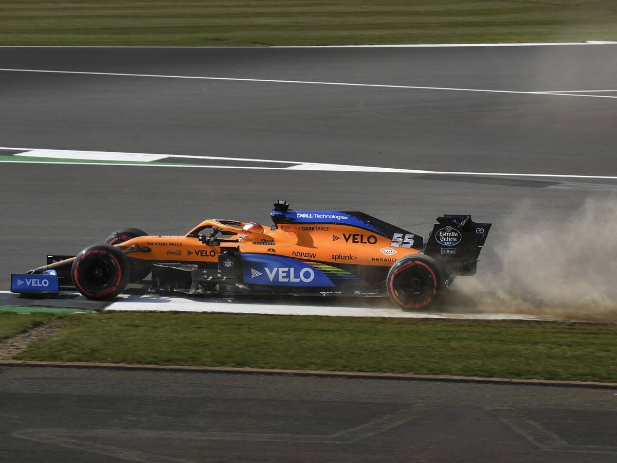 Foto zur News: F1-Training in Silverstone: McLaren sieht Racing Point "in einer anderen Welt"