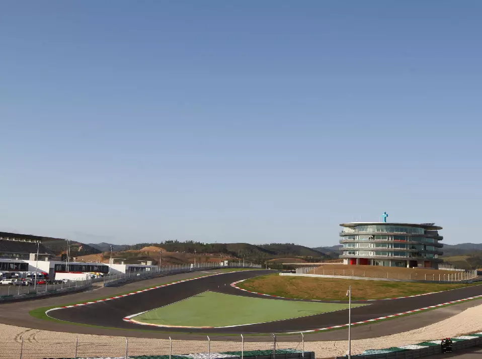 Foto zur News: Portimao: Neuer Asphalt für Formel-1-Premiere im Oktober