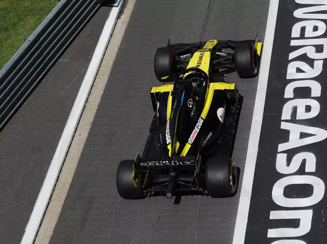 Daniel Ricciardo Foto zur News: Warum die Zeitverschiebung Renault einen Sperrstunden-Joker gekostet hat