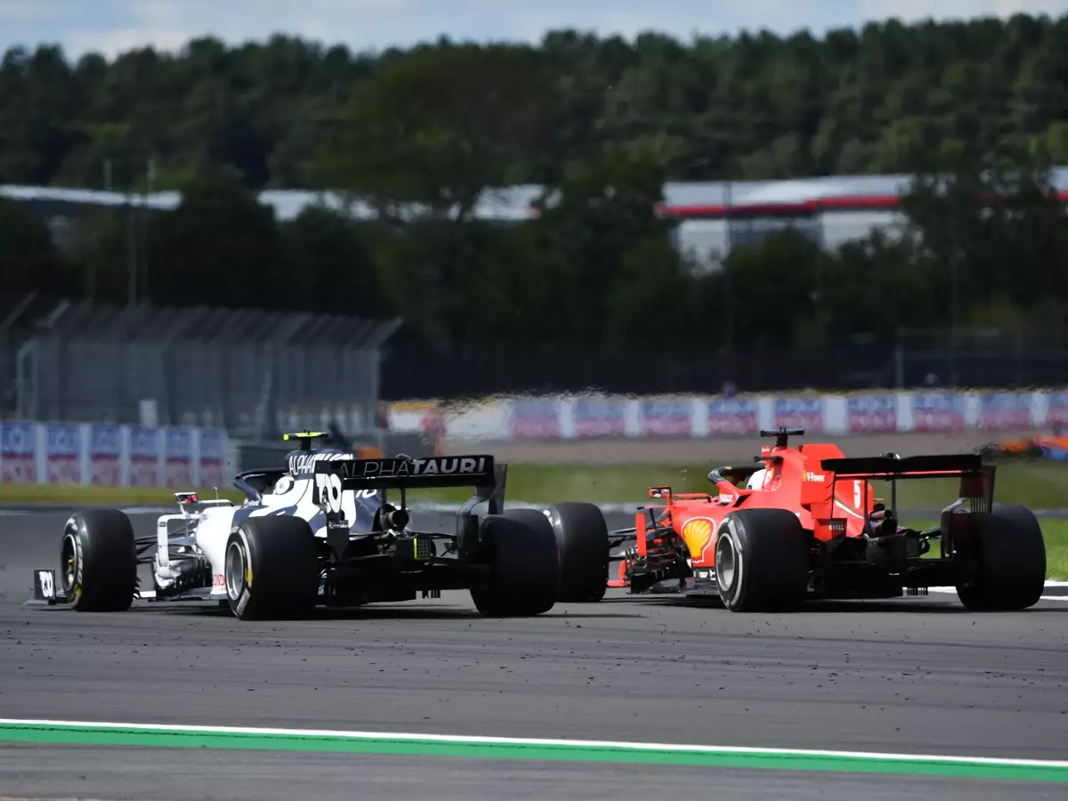 Foto zur News: Gasly außen an Vettel vorbei: "Das passiert nicht jeden Tag"