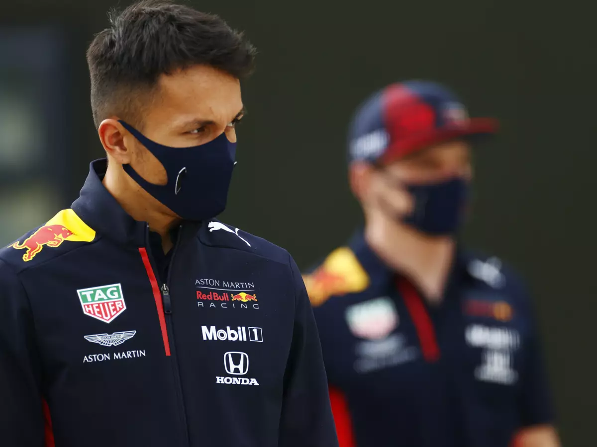 Foto zur News: Alexander Albon: Max Verstappen ist Fluch und Segen zugleich