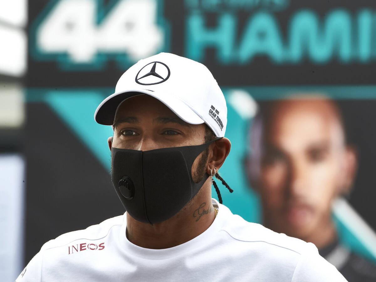 Foto zur News: Lewis Hamilton erklärt: Deshalb hat er bei Mercedes noch nicht unterschrieben