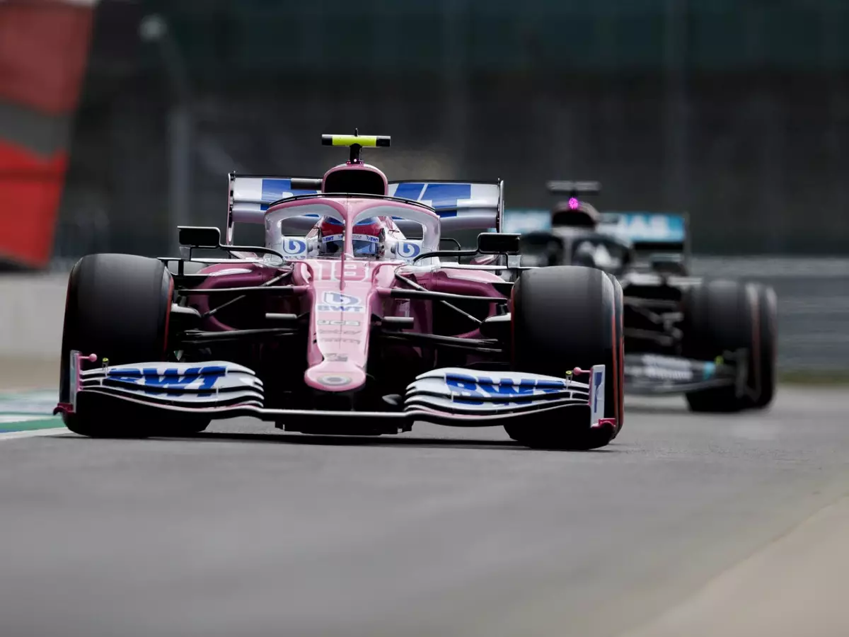 Lance Stroll, Lewis Hamilton Foto zur News: Formel-1-Leserumfrage: Unverständnis über Racing-Point-Urteil