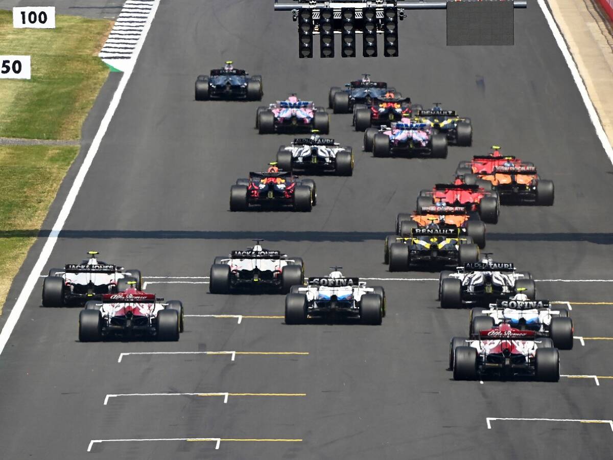 Foto zur News: Schon ab Spa 2020: FIA will "Party-Modus" verbieten!