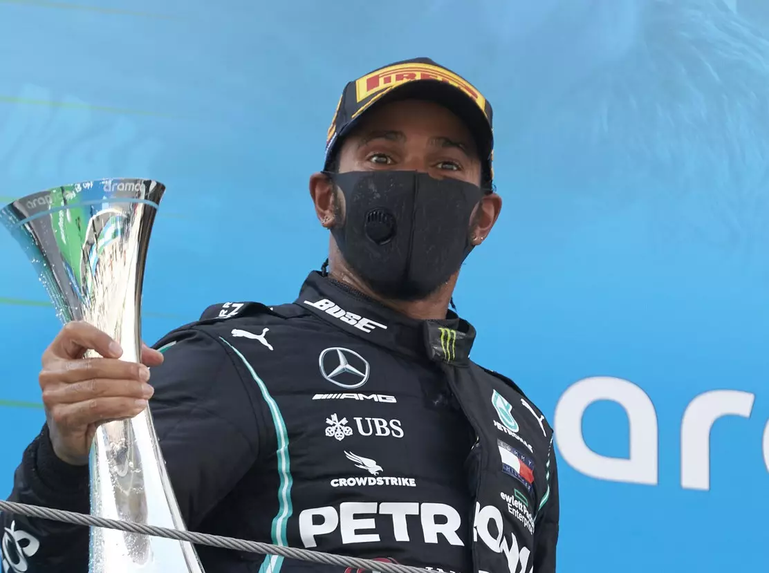 Foto zur News: Toto Wolff: Lewis Hamilton aktuell "in seiner eigenen Liga"