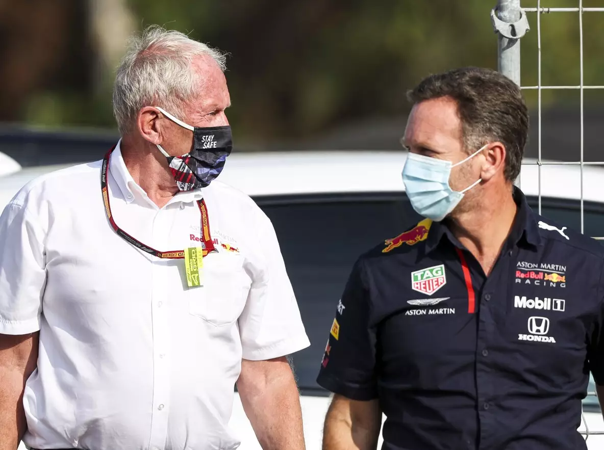 Helmut Marko, Christian Horner Foto zur News: Christian Horner: Red Bull gibt die WM 2020 noch nicht auf