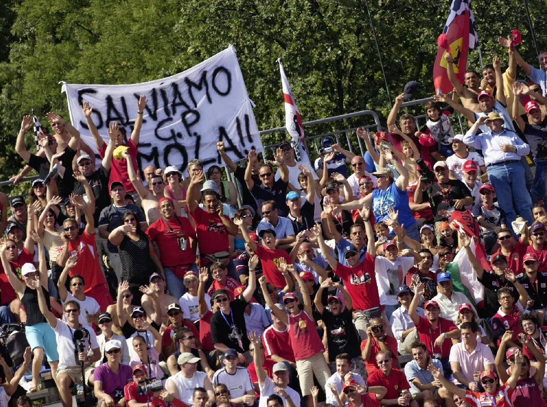 Foto zur News: Nach Sotschi und Portimao: Auch Imola plant F1-Rennen vor Zuschauern