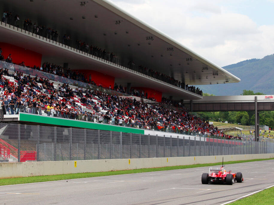 Foto zur News: Mugello bestätigt: Knapp 3.000 Fans zum Ferrari-Jubiläum zugelassen