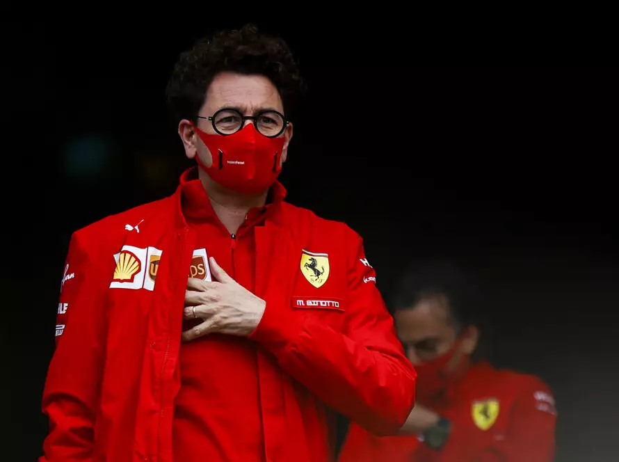 Foto zur News: Ferrari-Teamchef Binotto kündigt an: Auch 2021 nicht bei allen Rennen